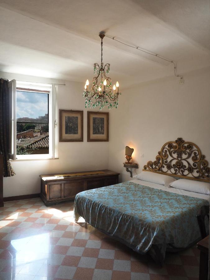 Azzi B&B Comfortably, In The Quietness Of The Perugia Historical Centre Экстерьер фото